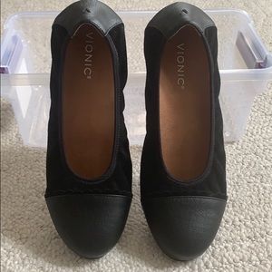 Vionic Flats 10W